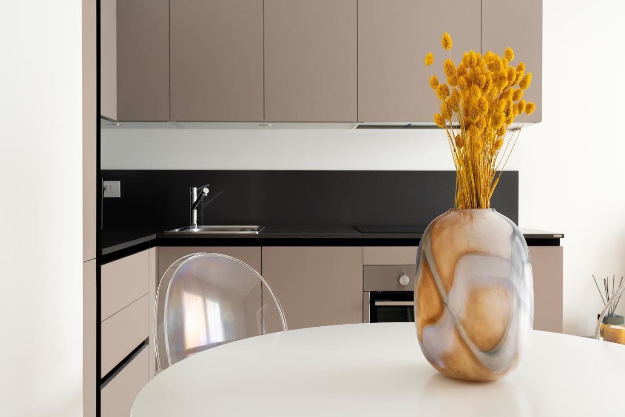 Tolomeo Apartment Milan Bagian luar foto